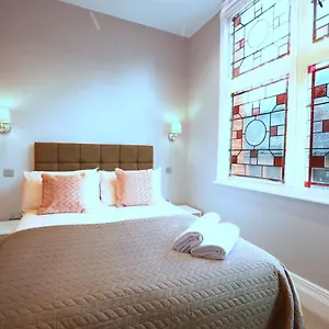  Apartment Old Market United Kingdom