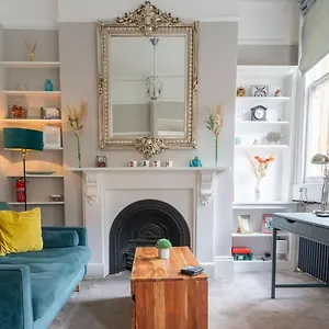  Apartment Wifi | Near Major Attractions United Kingdom